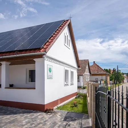 Appartamento Kövirózsa Cserepfalu