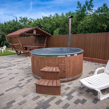 Appartamento Kövirózsa Cserepfalu